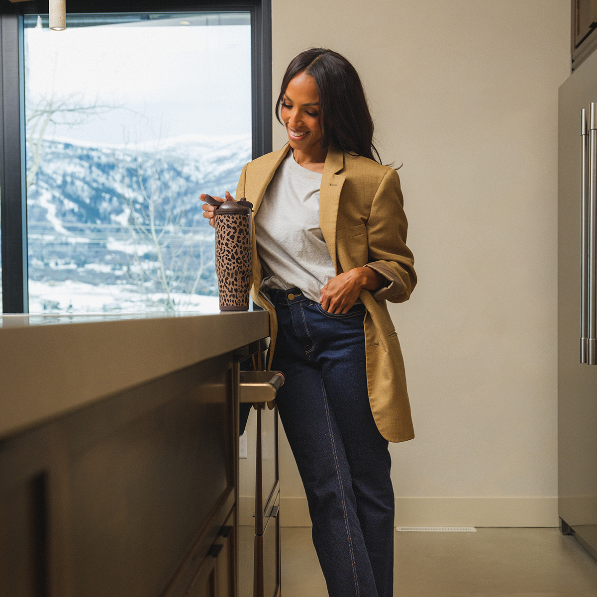 brown-leopard-32oz-946ml-p6 Ease32-BrownLeopard-WPI-9.png